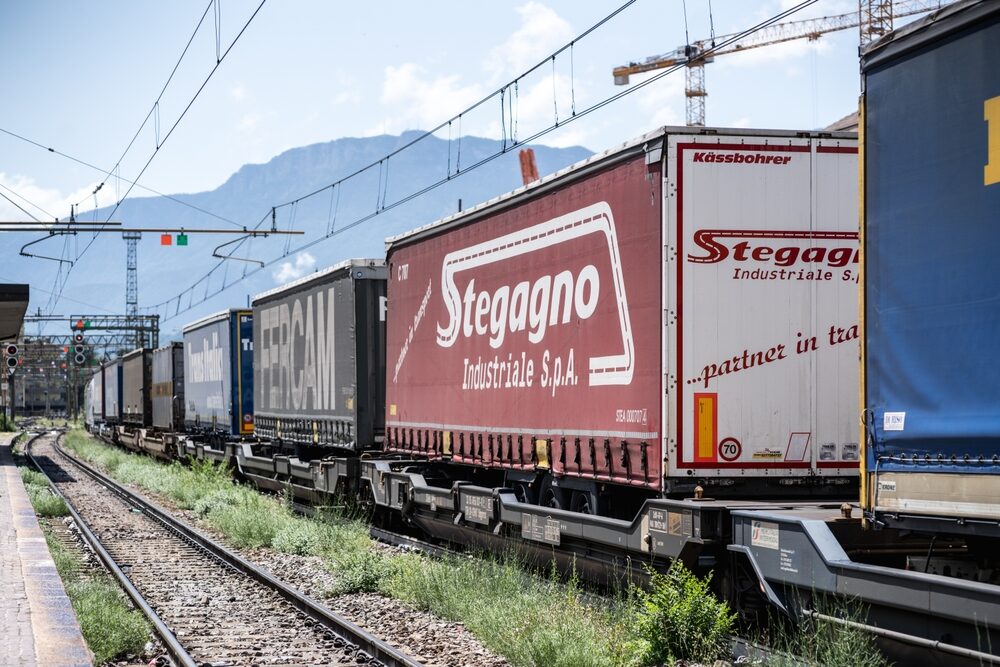 Immagine rappresentativa del trasporto ferroviario merci in Italia