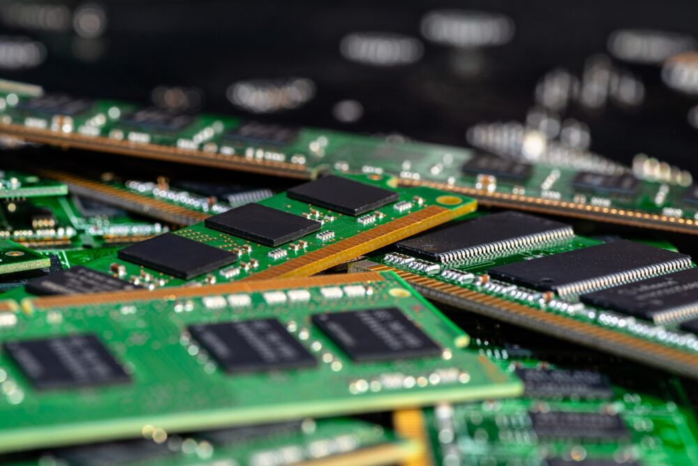 Aumento dei prezzi dei kit GDDR6 e GDDR7 per GPU RTX