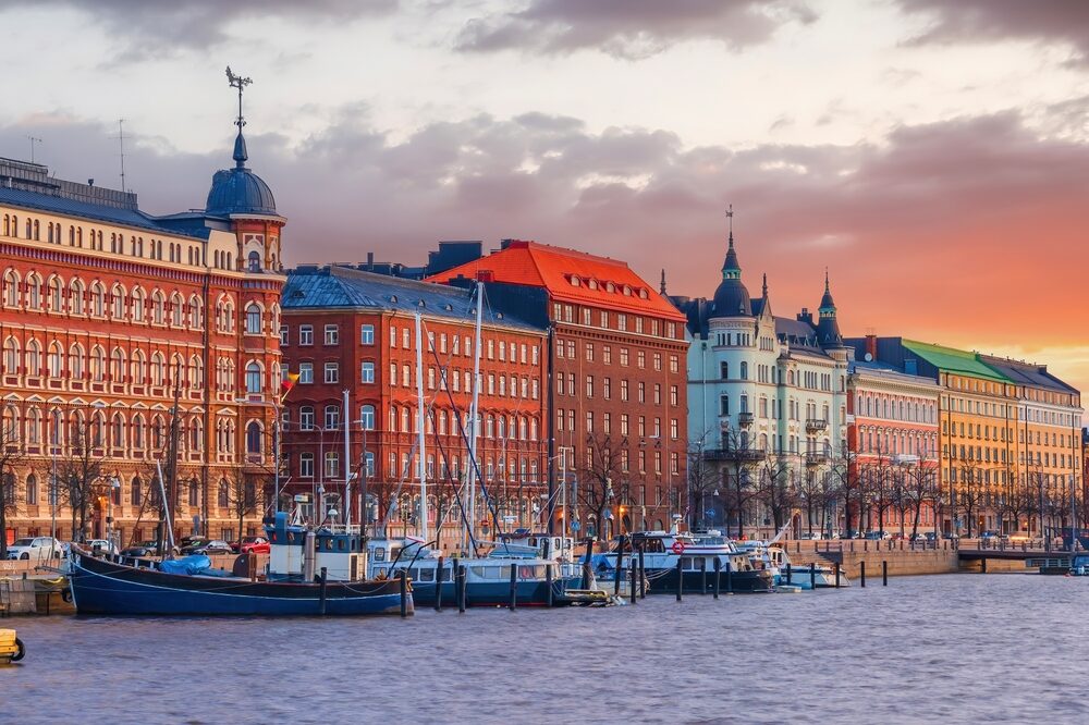 Immagine rappresentativa delle nuove regole di connessione elettrica in Finlandia