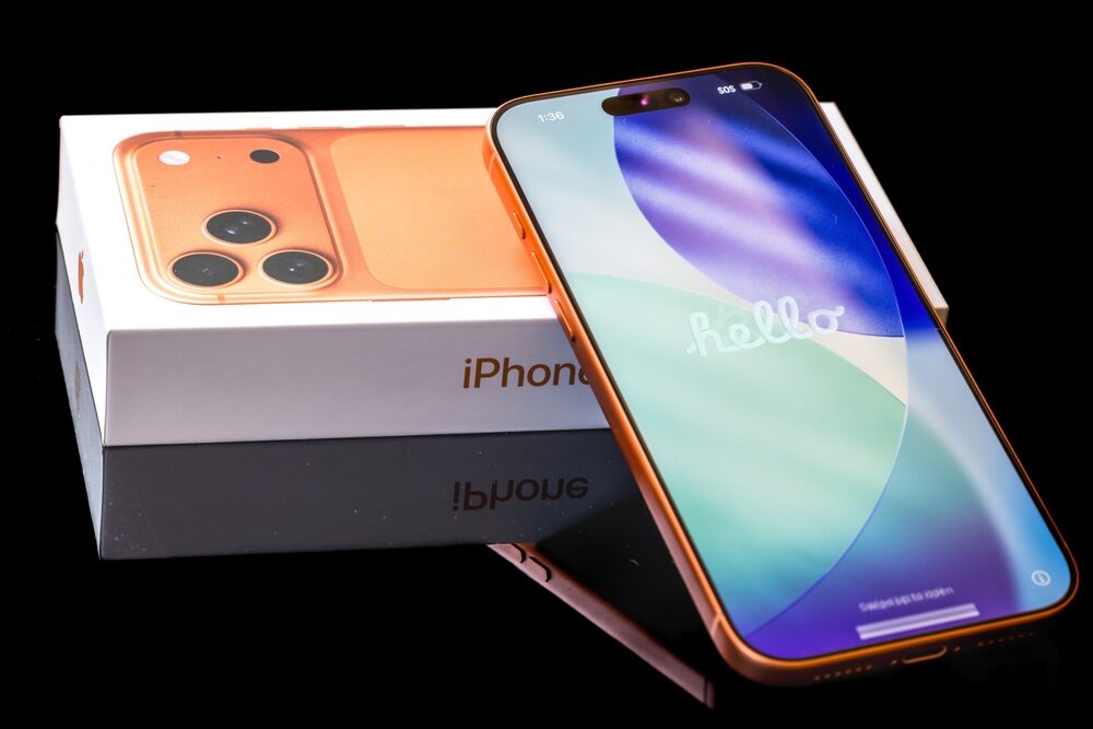 iPhone Duo smartphone pieghevole di Apple